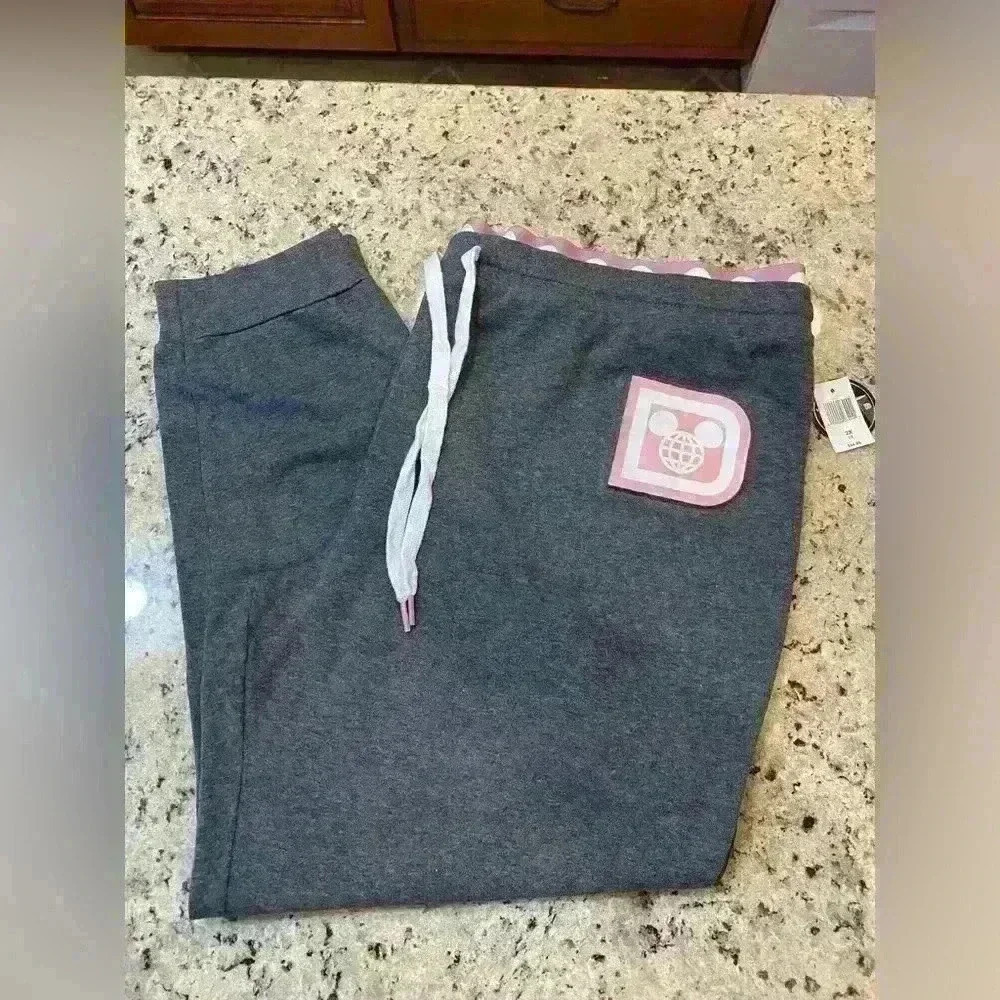 Disney Parks Sweatpants w/Pink Mickey
Elastic Band NWT